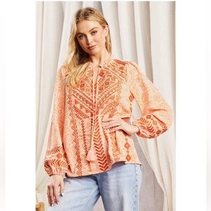 Savanna Jane tunic top with bubble sleeves